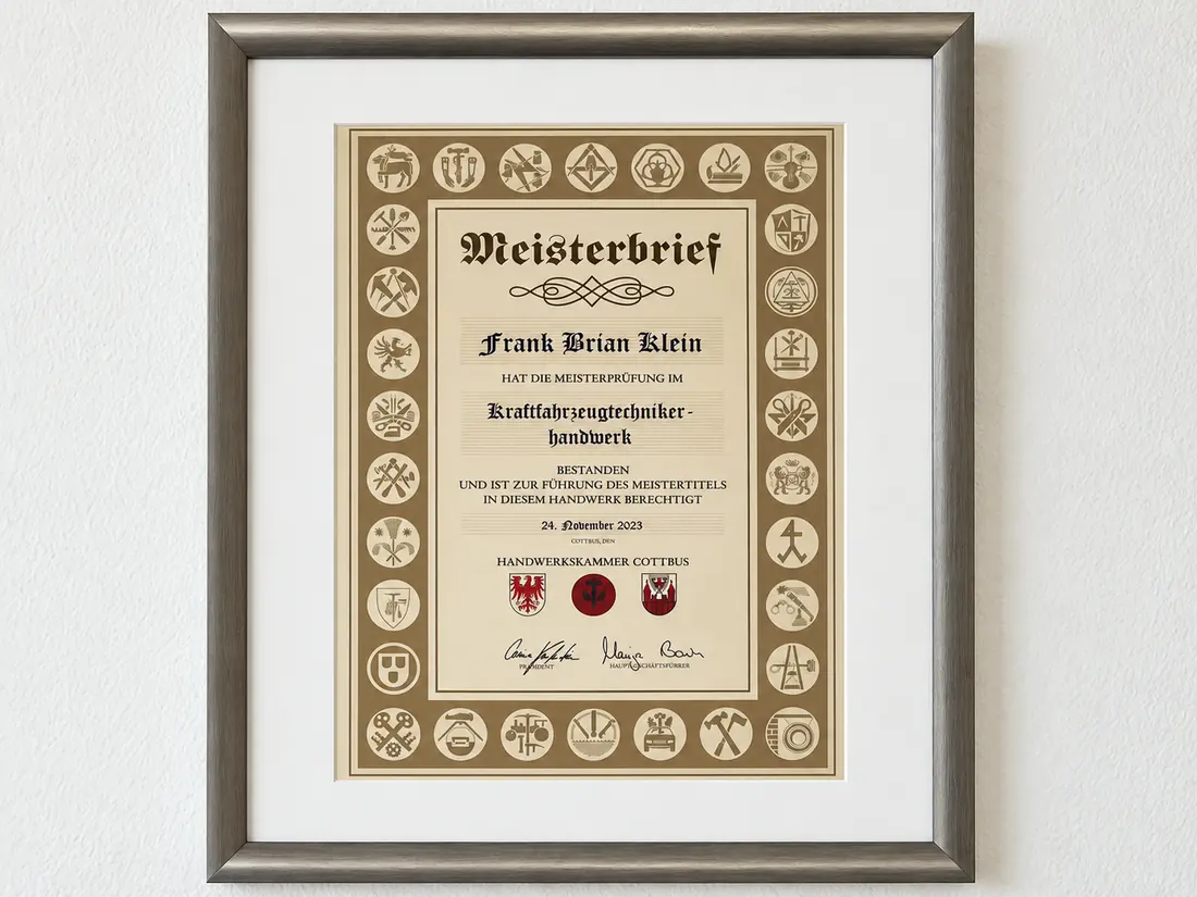 Gerahmter Meisterbrief an der Wand